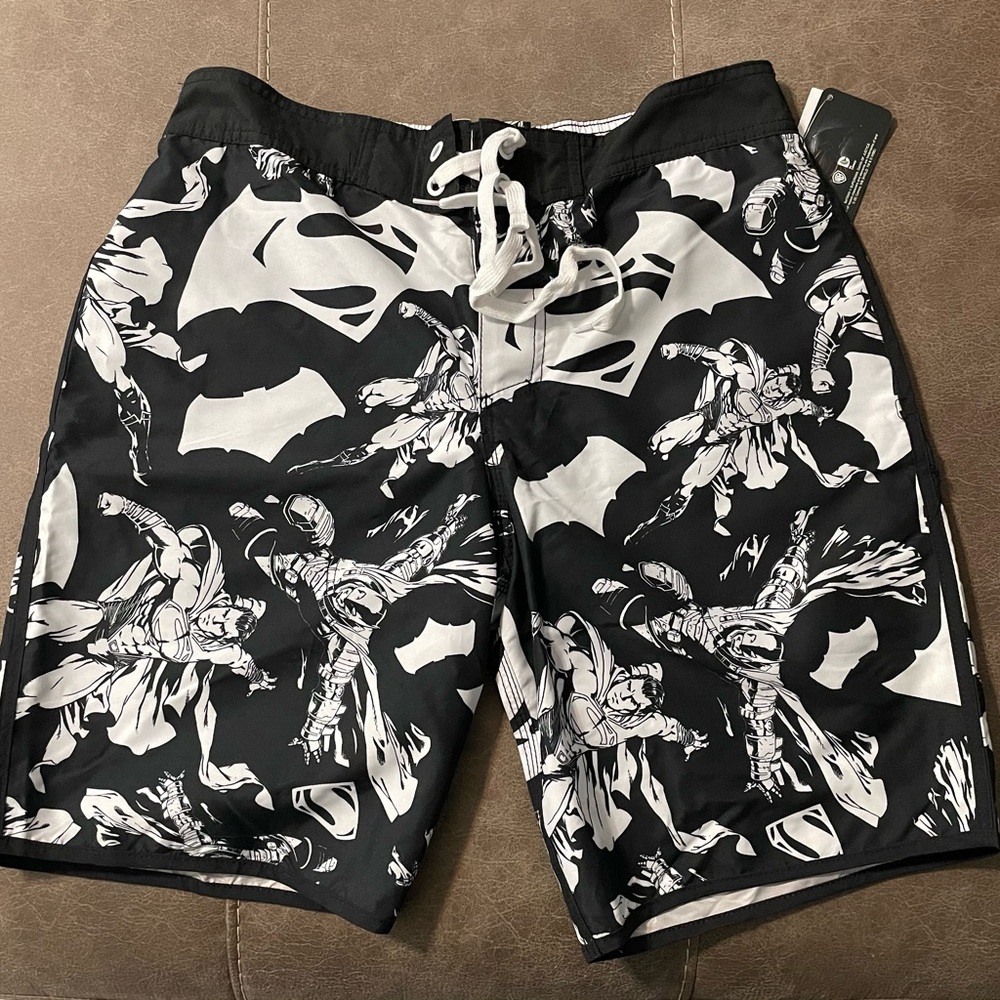 NWT M Batman V Superman Dawn Of Justice Board Shorts Swim Trunks DC Comics Movie